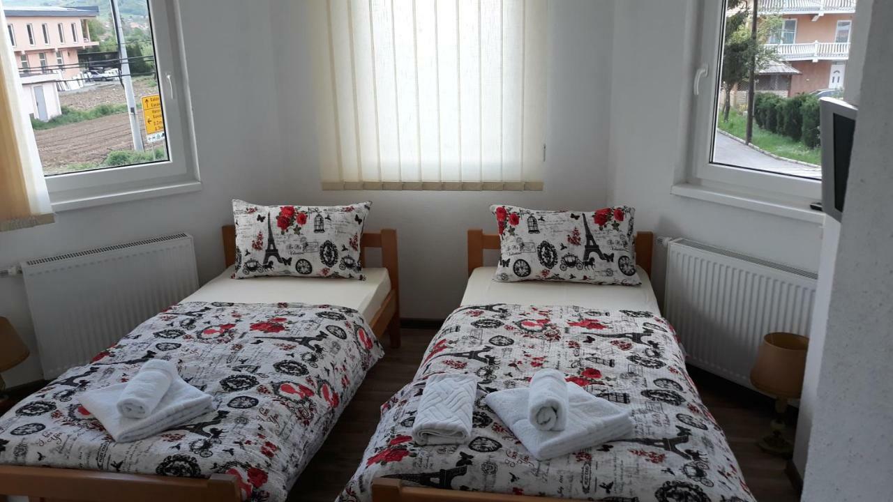ויסוקו Apartments&Rooms Mido מראה חיצוני תמונה