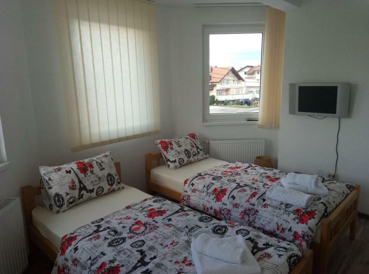 ויסוקו Apartments&Rooms Mido מראה חיצוני תמונה