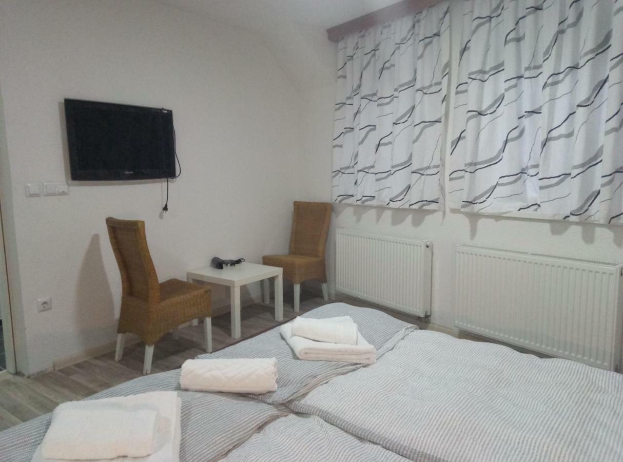 ויסוקו Apartments&Rooms Mido מראה חיצוני תמונה